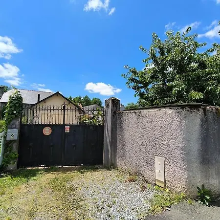 Maison 4 Personnes-2 Chambres-jardin-calme Coarraze