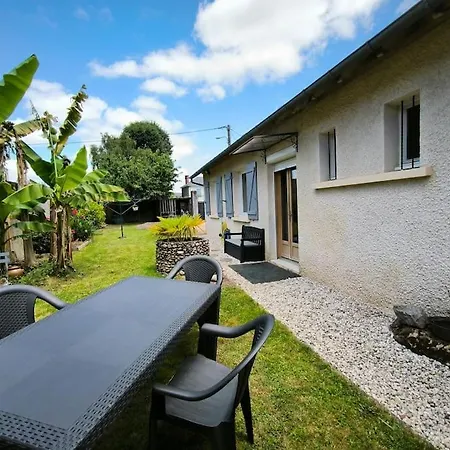 Maison 4 Personnes-2 Chambres-jardin-calme * Coarraze