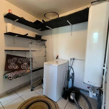 Maison 4 Personnes-2 Chambres-jardin-calme *