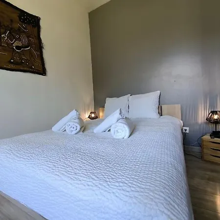 Maison 4 Personnes-2 Chambres-jardin-calme