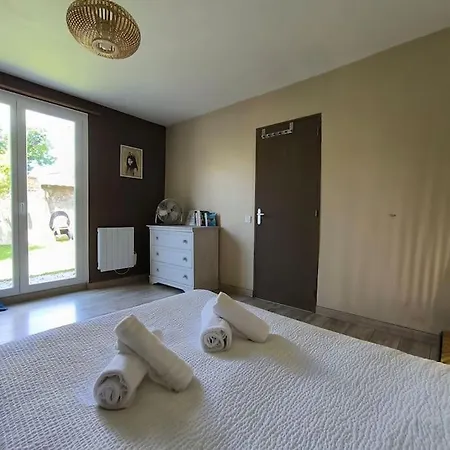 Maison 4 Personnes-2 Chambres-jardin-calme Holiday home Coarraze